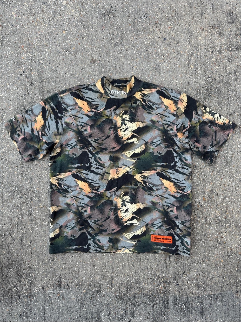 Heron Preston Short-Sleeve Turtleneck Camo T-Shirt Spring/Summer 2022 Size L
